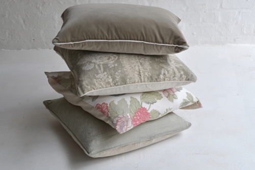 020 Pastel vintage cushions